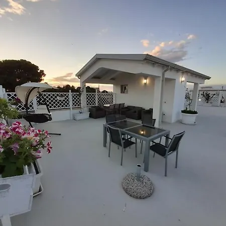 Vista Del Barocco Apartment *